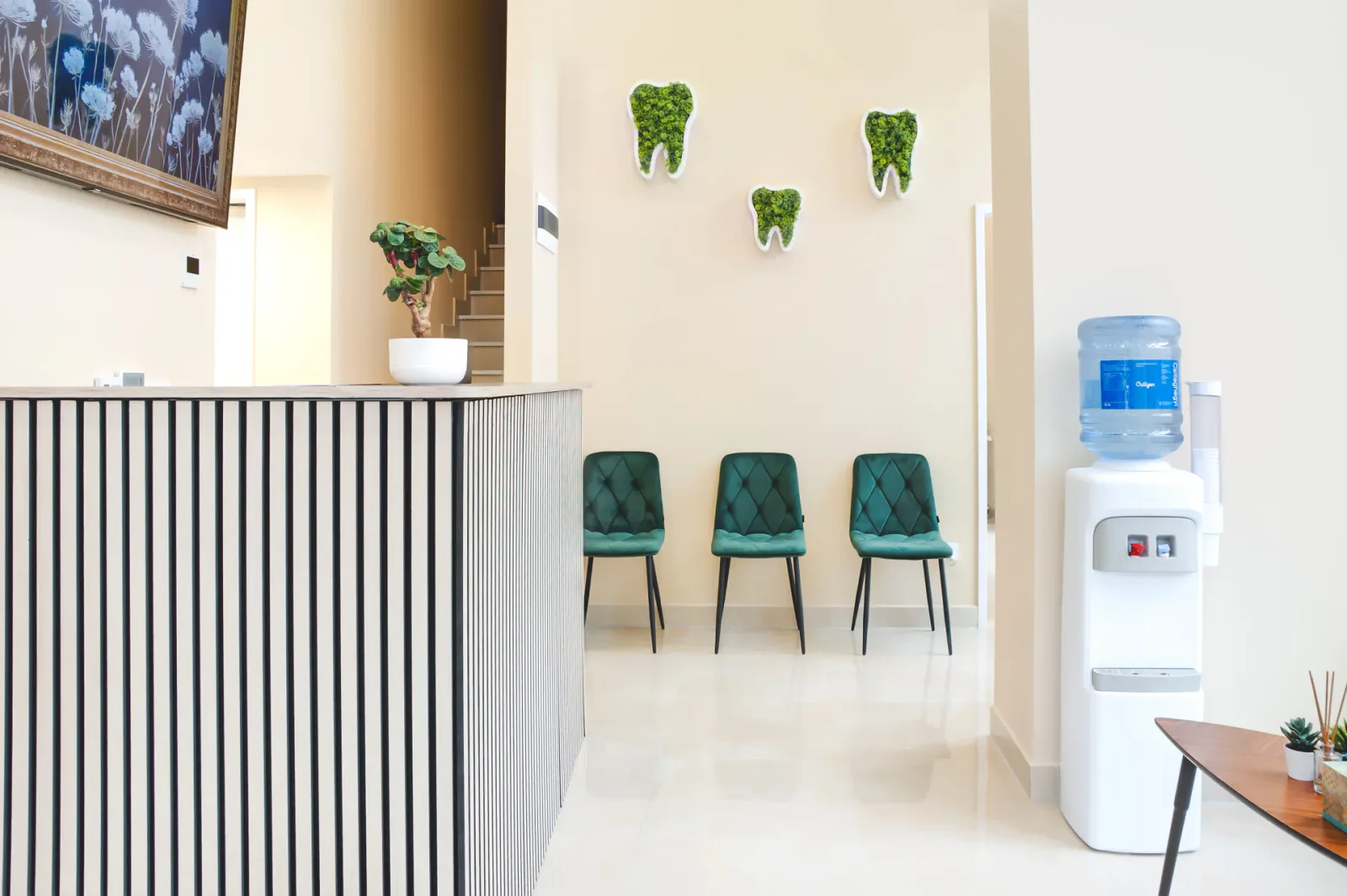 The reception at Petőfi Dental